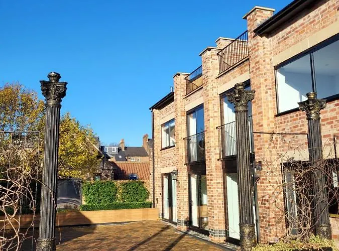 Marygate Mews Holiday home *