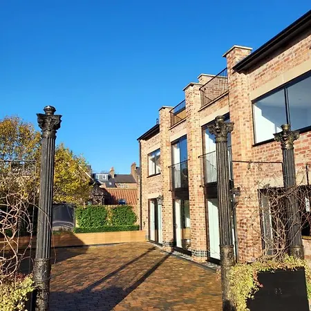 Marygate Mews Feriehus *